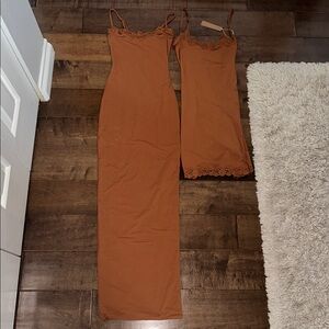 SKIMS FITS EVERYBODY LACE LONG SLIP DRESS + SLIP DRESS BUNDLE BRONZE XXS/XS